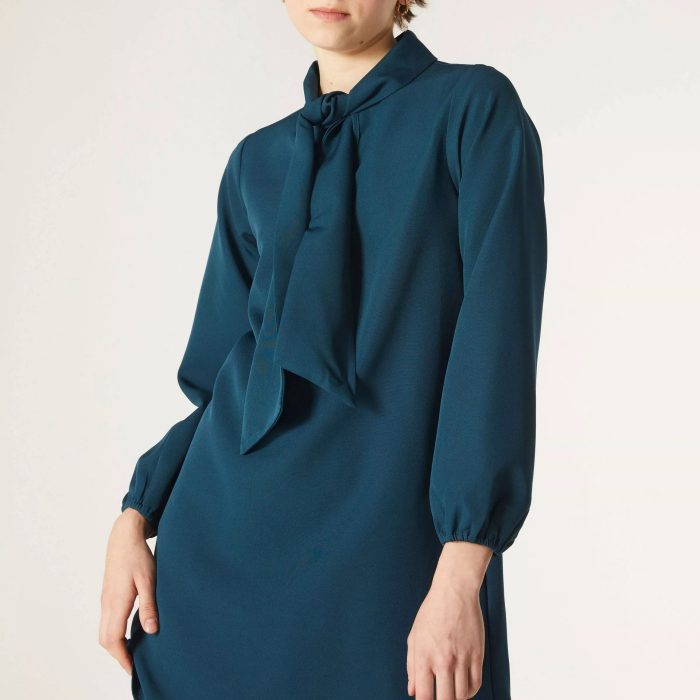 VESTIDO EVASÉ AZUL PETRÓLEO CON LAZADA