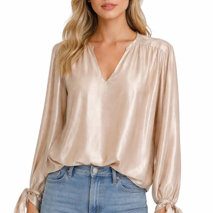 BLUSA DE VESTIR COLOR CHAMPÁN CON MANGAS ABULLONADAS