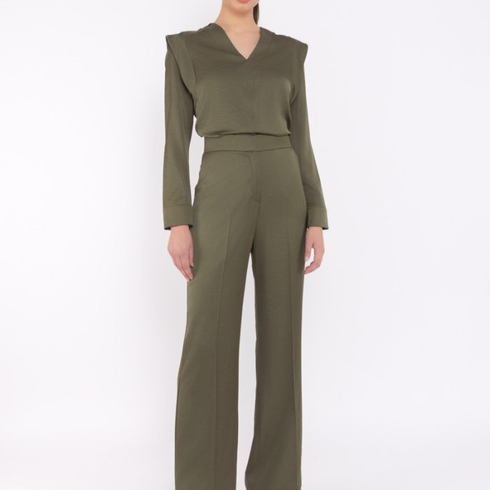 CONJUNTO ARGGIDO KAKI BLUSA HOMBROS Y PANTALÓN