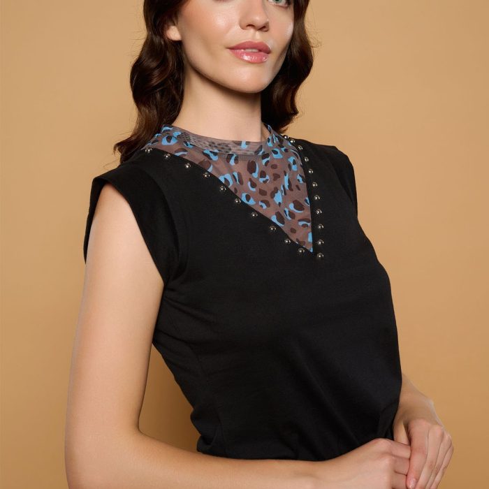 Top Genetta de Minueto negro con tul semitransparente animal print y detalle de tachuelas