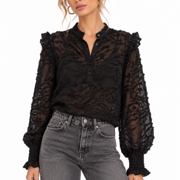 Blusa flocada negra Lemaille semitransparente con cuello mao, mangas largas, volantes en hombros y puños anchos.